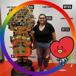 Meet your Posher, Danielle